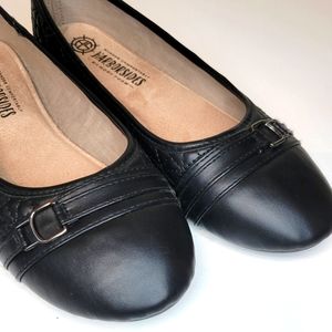 Women's shoes size 8